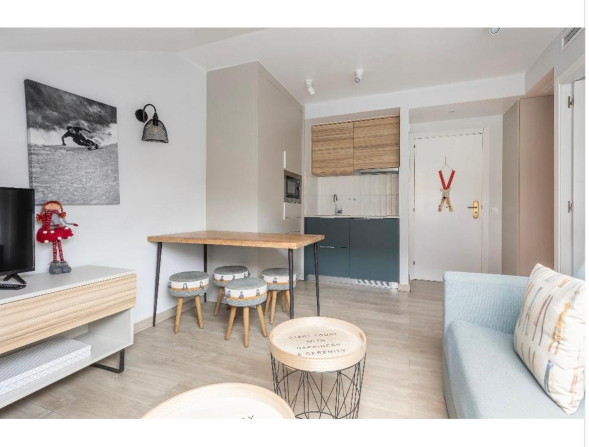 Chic Humaralet, Pie De Pistas, Free Parking Apartment Baqueira Beret Exterior photo